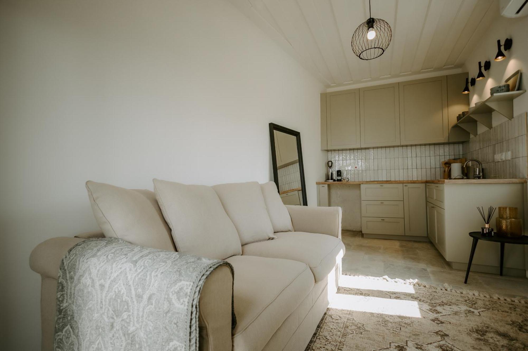 Smaragda'S Guest Rooms リマソール エクステリア 写真